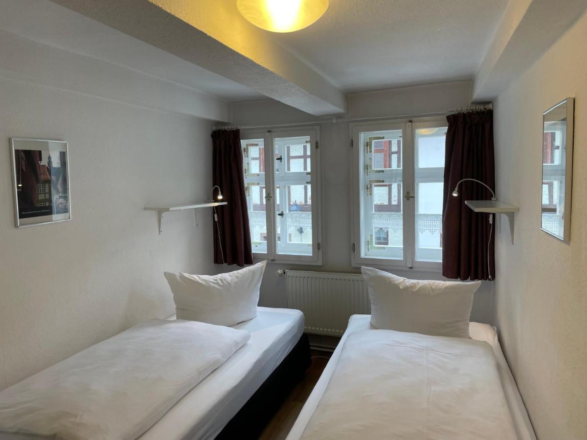 Urlaub Im Fachwerk - Das Sattlerhaus Quedlinbourg Extérieur photo