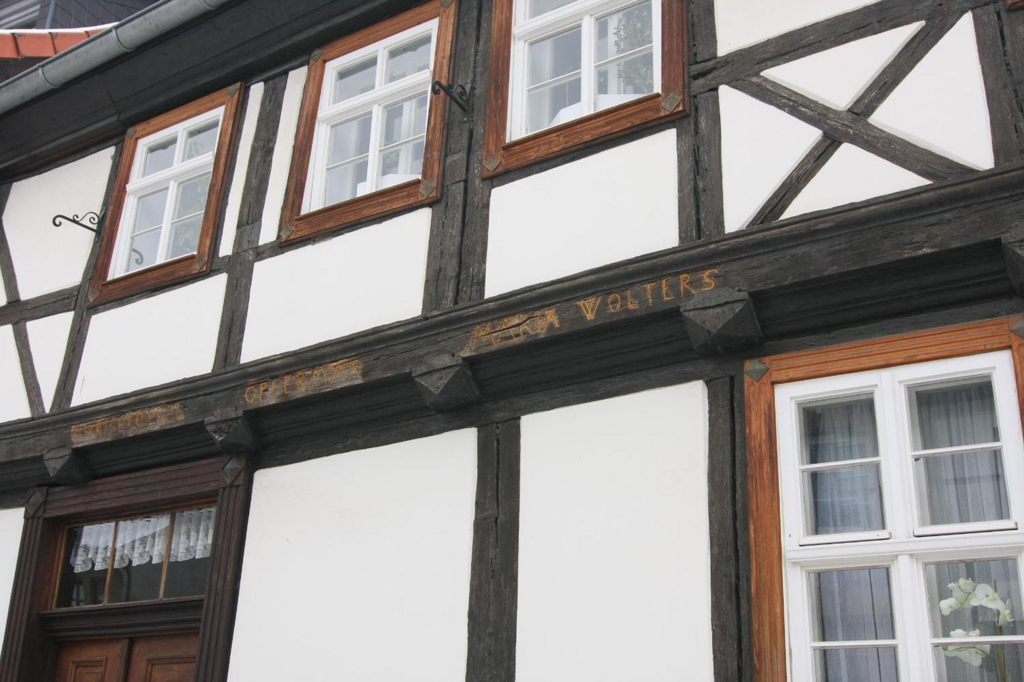 Urlaub Im Fachwerk - Das Sattlerhaus Quedlinbourg Extérieur photo